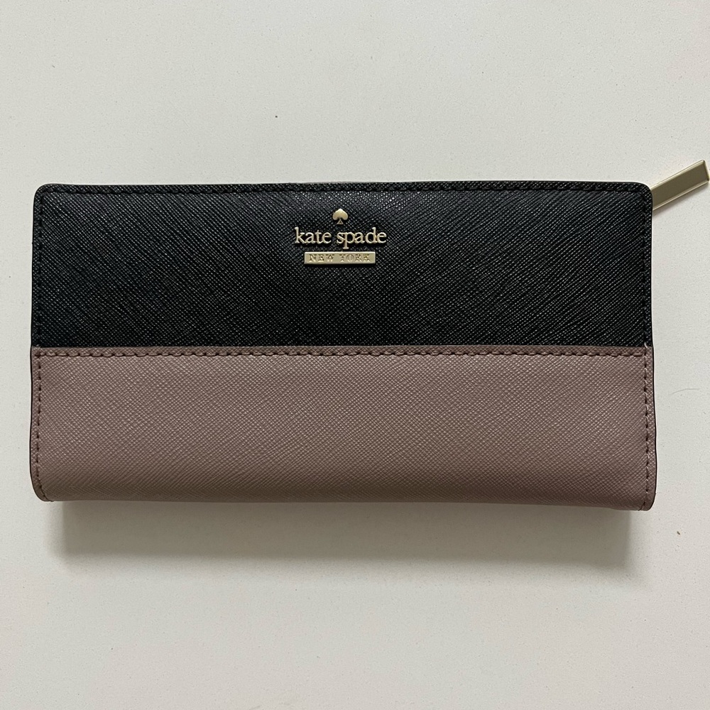 Kate Spade bifold Stacey wallet